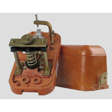 Реле (регулятор) давления АК-11А ( с электромагнитным гашением дуги) АК-11А-1У3